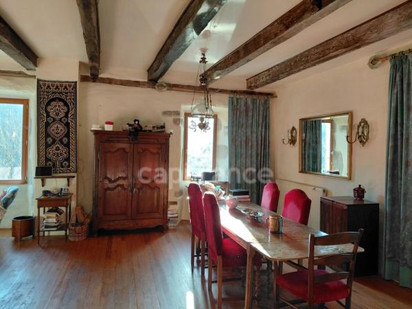 Propriété du XV siècle - Sur les hauteurs du Lot - Chambres d'hôtes