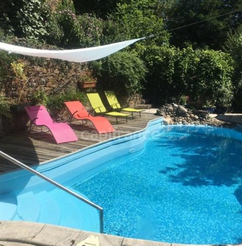 Propriété du XV siècle - Sur les hauteurs du Lot - Chambres d'hôtes