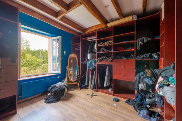 FESTIGNY (51) à vendre maison bourgeoise de 9 pièces