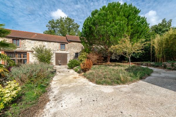 FESTIGNY (51) à vendre maison bourgeoise de 9 pièces