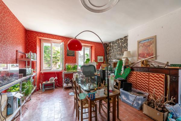 FESTIGNY (51) à vendre maison bourgeoise de 9 pièces