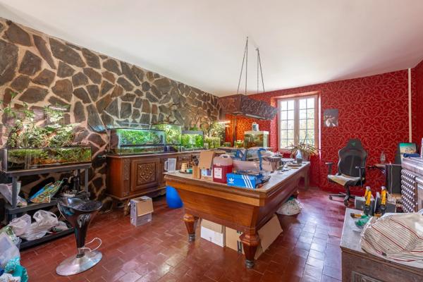FESTIGNY (51) à vendre maison bourgeoise de 9 pièces