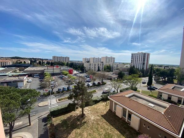 Location Appartement 4 pièces 91 m2 à Salon-de-Provence