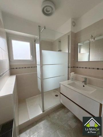 Location Appartement 4 pièces 91 m2 à Salon-de-Provence