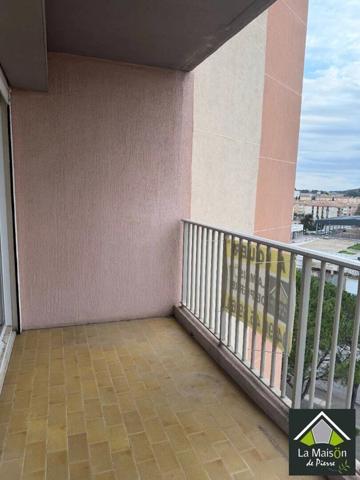 Location Appartement 4 pièces 91 m2 à Salon-de-Provence