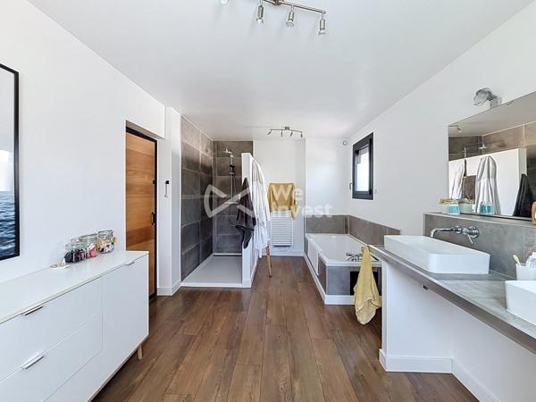 VILLA T6 - CONTEMPORAINE