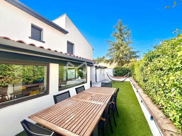VILLA T6 - CONTEMPORAINE