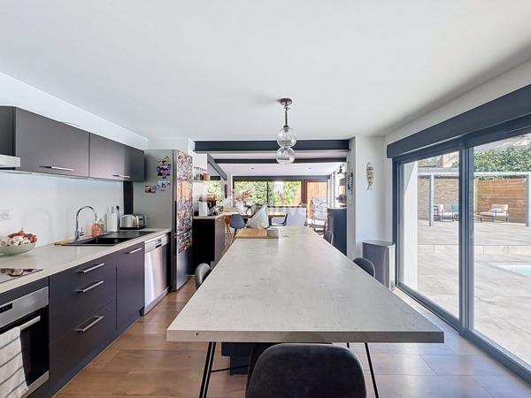 VILLA T6 - CONTEMPORAINE