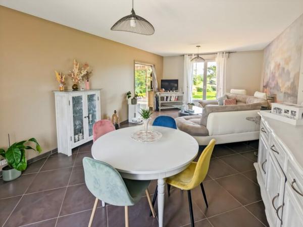 MAISON 4 CHAMBRES - 53320 MONTJEAN Réf. 53113 | 208 000 €