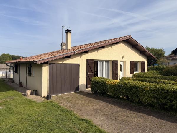 Plain-pied individuel de 3 chambres Garage