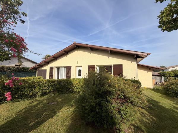 Plain-pied individuel de 3 chambres Garage