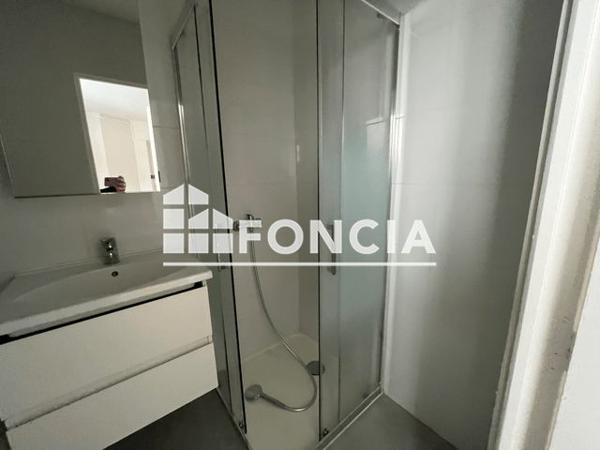 Location Studio 21.2 m² - 51 RUE PARISIS Dreux 28100