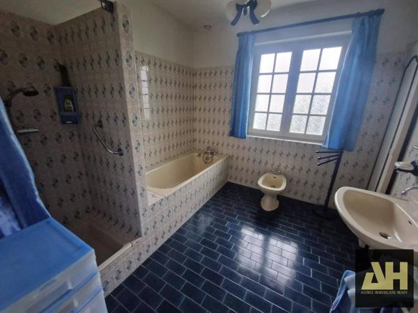 BOHARS - BELLE PROPRIÉTÉ DE 155 M2 SUR SOUS-SOL COMPLET - CADRE PRIVILÉGIÉ