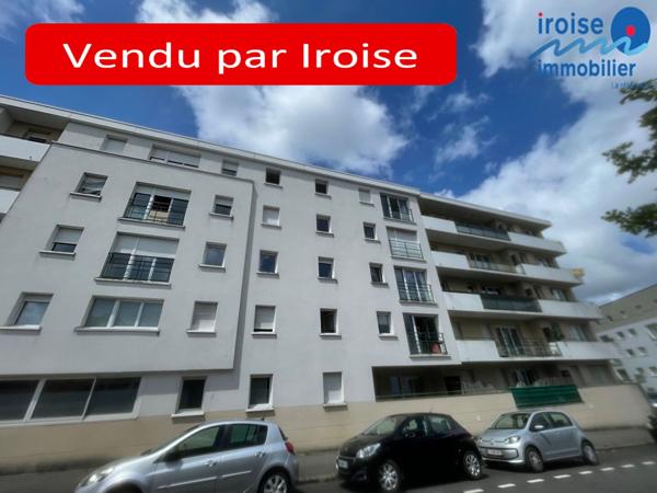 APPARTEMENT T2 AVEC PARKING PRIVATIF