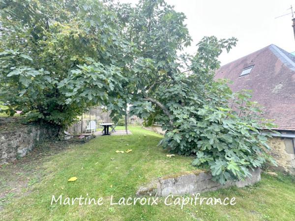 Dpt SARTHE (72), à vendre SCEAUX SUR HUISNE (72) - MAISON BOURGEOISE P8 de 220 m² - Terrain de 1000 M²