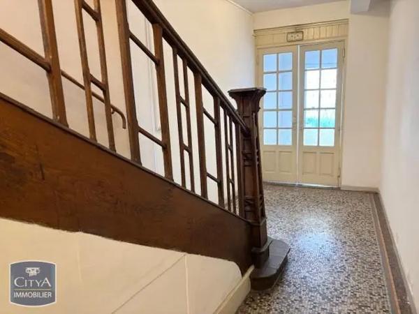 Local professionnel à vendre 202m²