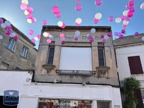 Local professionnel à vendre 202m²