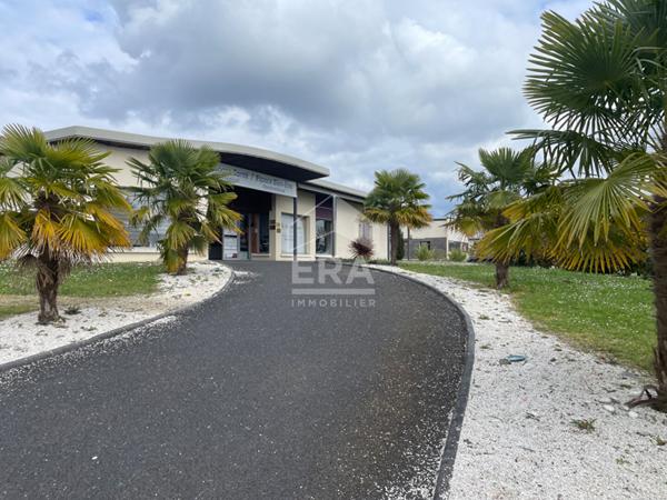 À vendre local professionnel sur la commune de Champcevinel