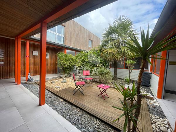 À vendre local professionnel sur la commune de Champcevinel