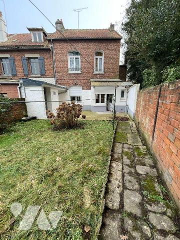 Maison à Vendre à Saint-Pol-sur-Ternoise (62130) en Pas-de-Calais (62)
Découvrez cette maison ...