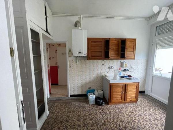 Maison à Vendre à Saint-Pol-sur-Ternoise (62130) en Pas-de-Calais (62)
Découvrez cette maison ...