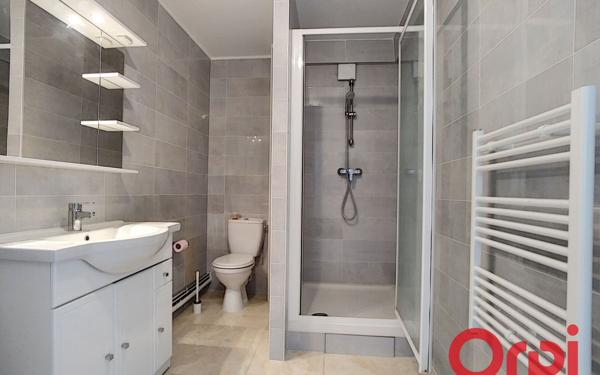 Appartement à louer    2 pièces • 43,94 m2 Clamart