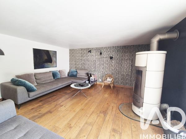 Maison à vendre 7 pièces 203 m² Aix-en-Provence