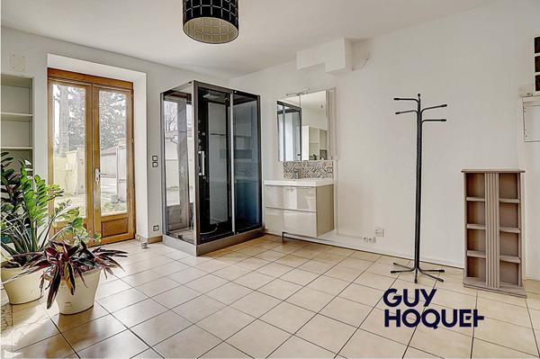 Maison Pont De Cheruy 8 pièce(s) 245 m2