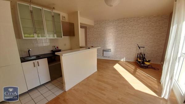 Appartement à louer 2 pièces 43m² Mont-Saint-Aignan (76130)