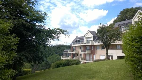 Appartement à louer 2 pièces 43m² Mont-Saint-Aignan (76130)