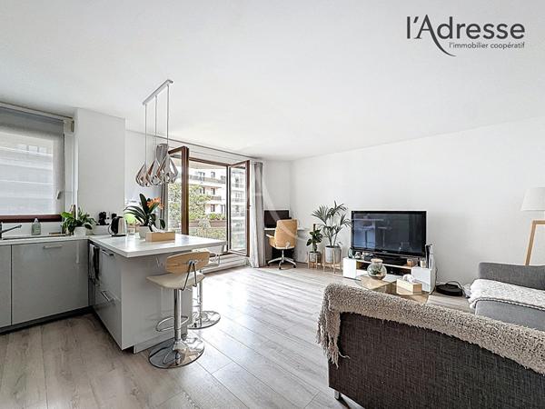 Puteaux/Jules Verne 2 pièces de 46 m2 balcon cave et parking