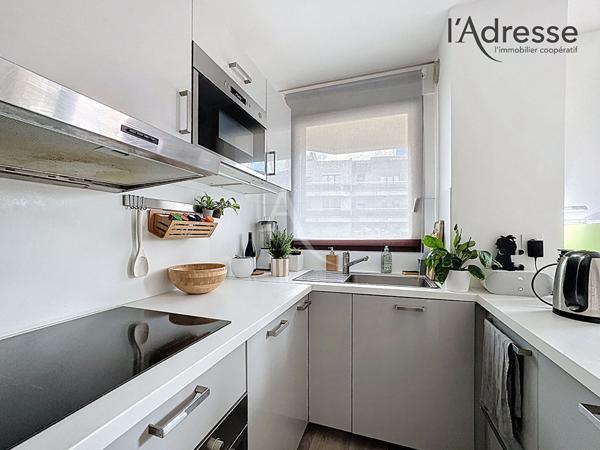 Puteaux/Jules Verne 2 pièces de 46 m2 balcon cave et parking