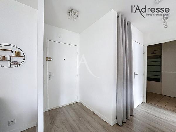 Puteaux/Jules Verne 2 pièces de 46 m2 balcon cave et parking