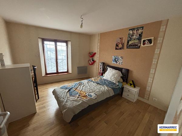 Maison 7 pièces – 250 m² environ à La Guerche-de-Bretagne (ref : 3289)