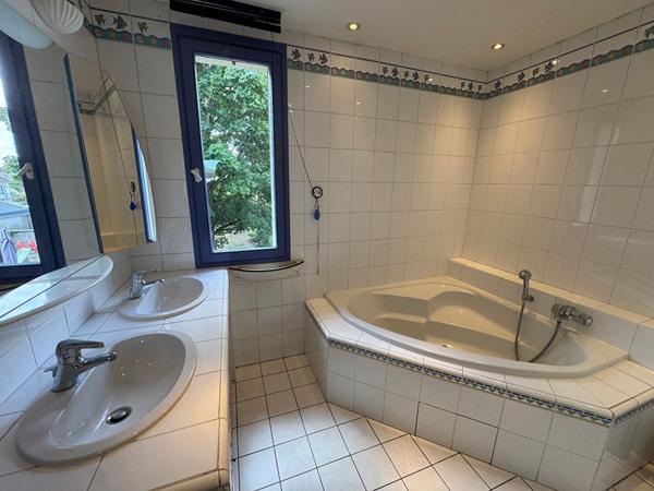 Maison à vendre - 6 pièces - LE CREUSOT