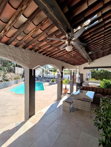 VILLA T5 - GARAGE-PISCINE-TERRASSES-