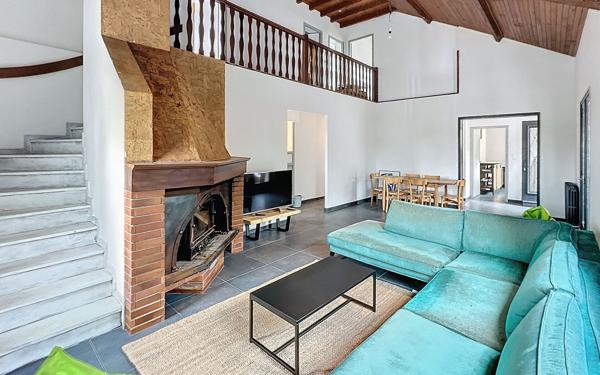 Appartement à louer    7 pièces • 188 m2 Pau