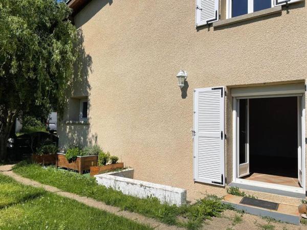 Maison 4 pièces de 132 m² à St just st rambert