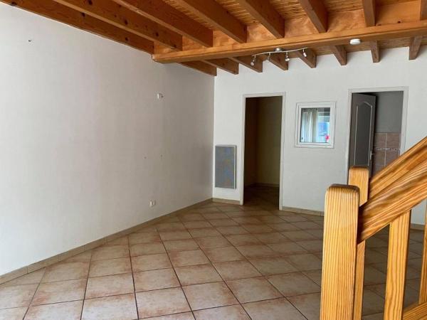 Maison 4 pièces de 132 m² à St just st rambert