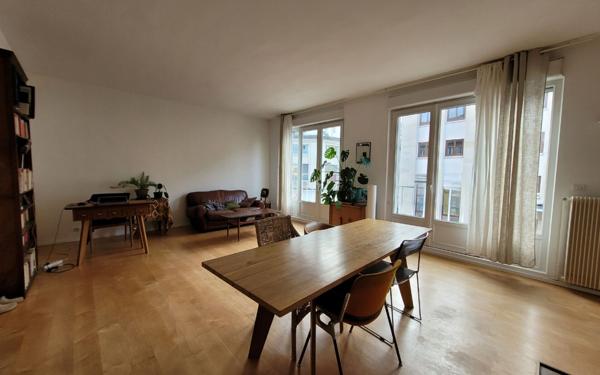 Appartement à vendre    3 pièces • 100 m2 Amiens