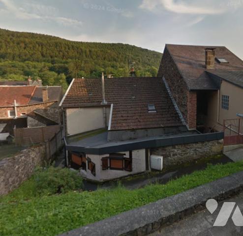 Une maison à usage d'habitation située à MONTHERME (08800), 11 ruelle d'Authon