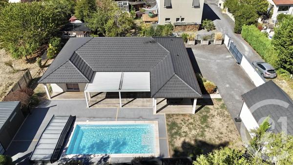 Maison à vendre  6 pièces - 158,89 m 2   YZEURE  - 03