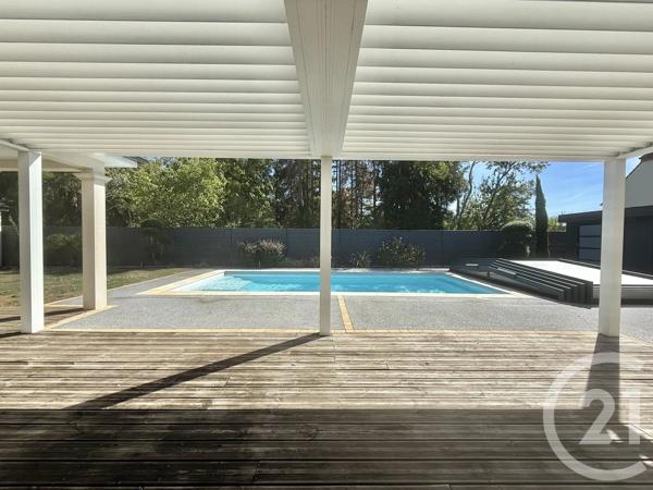 Maison à vendre  6 pièces - 158,89 m 2   YZEURE  - 03