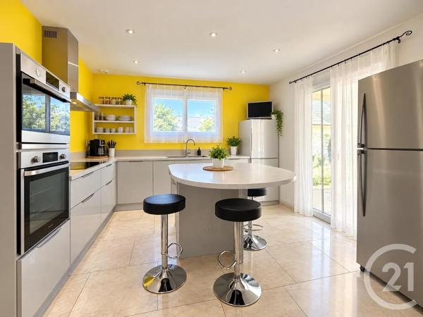 Maison à vendre  6 pièces - 158,89 m 2   YZEURE  - 03