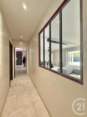 Maison à vendre  6 pièces - 158,89 m 2   YZEURE  - 03