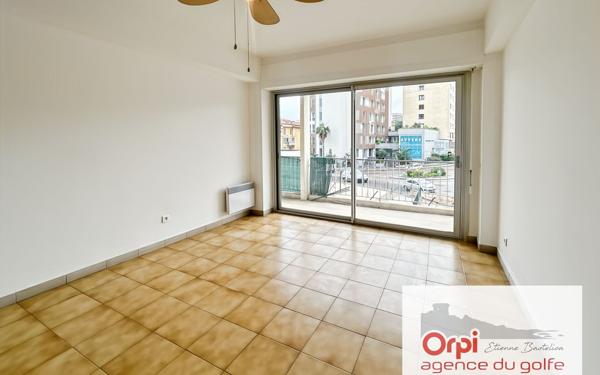 Appartement à louer    2 pièces •  Ajaccio