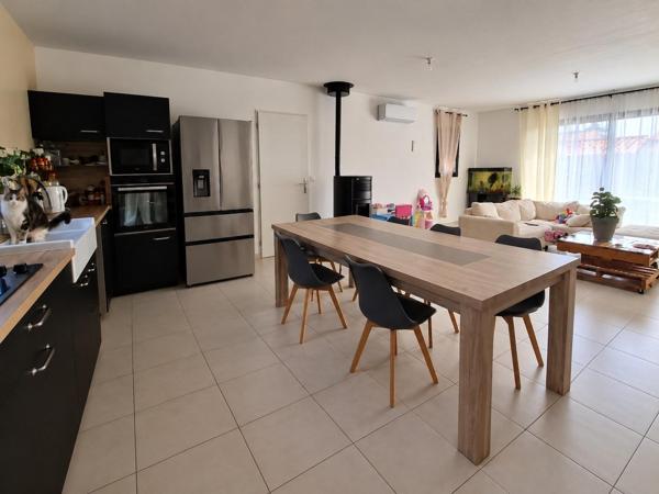 Plain-pied 2025, état neuf, 3 chambres, garage