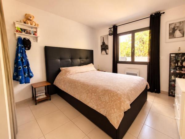 Plain-pied 2025, état neuf, 3 chambres, garage