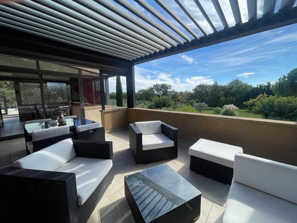 Location meublé 6 pièces, grand jardin et jacuzzi