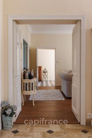 Belle demeure comprenant d'un manoir et ancien moulin 800m2 - Vallée de Dordogne